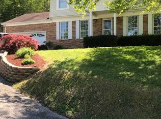 311 Arrowhead Estates Rd, Staffordsville, KY 41256