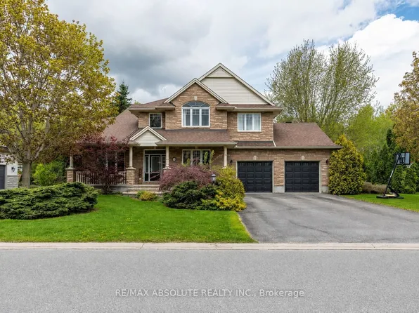 26 Cypress Gdns, Ottawa, ON K2S 1W6