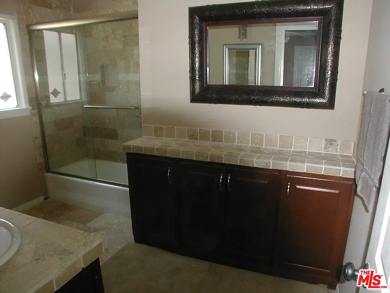 6040 Van Noord Ave — Photo 13
