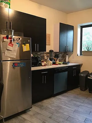 Rented by G2 Realty Group LLC | media 6