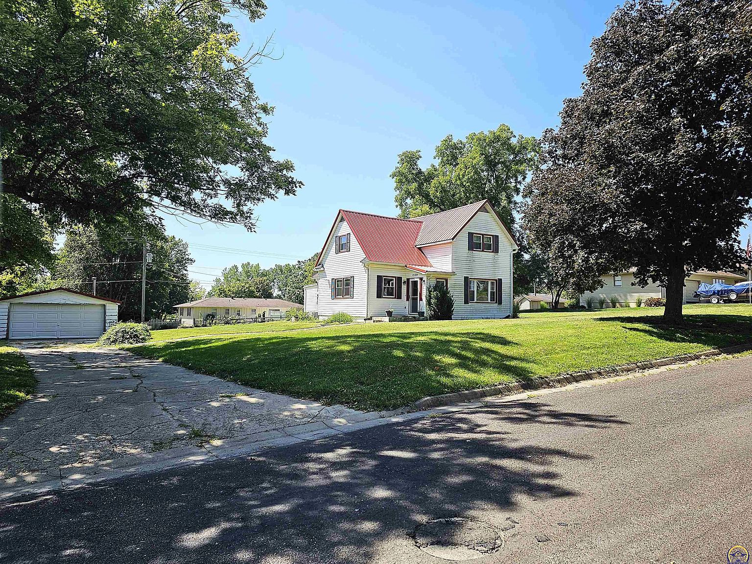 1539 Main St, Sabetha, KS 66534 Zillow