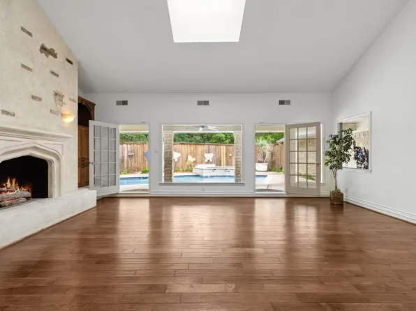 13361 Peyton Dr, Dallas, TX 75240