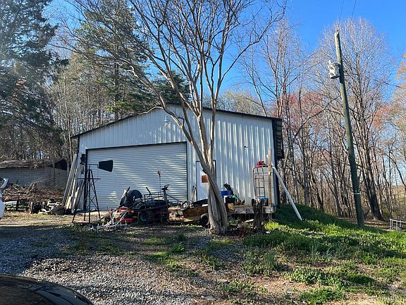 2nd image of 128 Bailess Dr