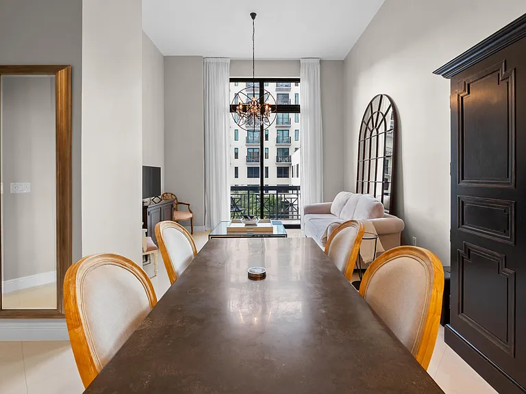 701 S Olive Ave #218 — Photo 12