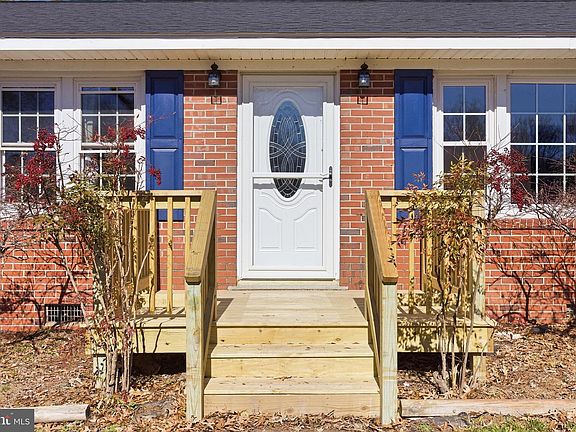 2nd image of 8324 Newland Rd