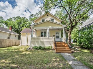 810 10th St N, Fargo, ND 58102