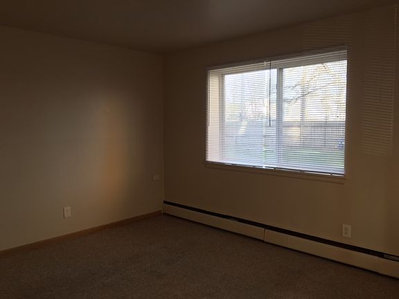 2nd image of 3901 N Humboldt Blvd #14636774