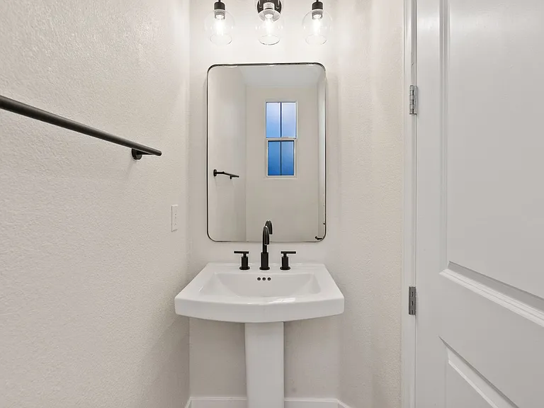 2334 Malaga Peak St — Photo 9