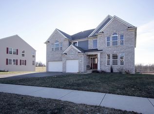 17725 W Quail Ridge Dr, Lockport, IL 60441