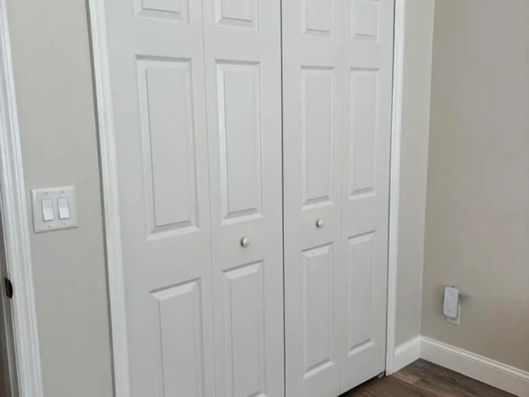 1306 Windy Meadow Dr — Photo 10