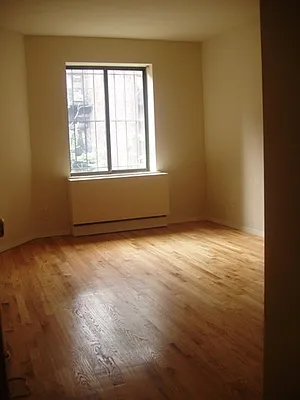 Rented by City Connections Realty | media 3