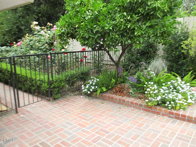 756 Linda Vista Ave — Photo 24