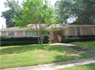 1601 Charmey St, Mobile, AL 36609