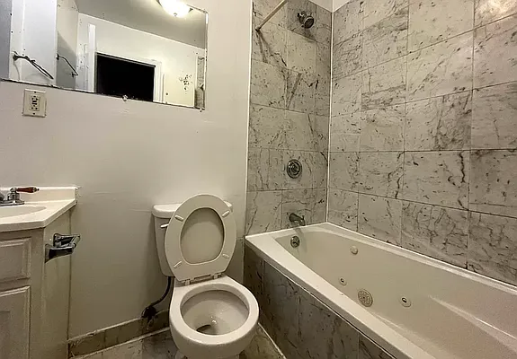 Rented by Highline Residential | media 8