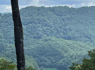 39 Flint Ridge Rd, Bryson City, NC 28713