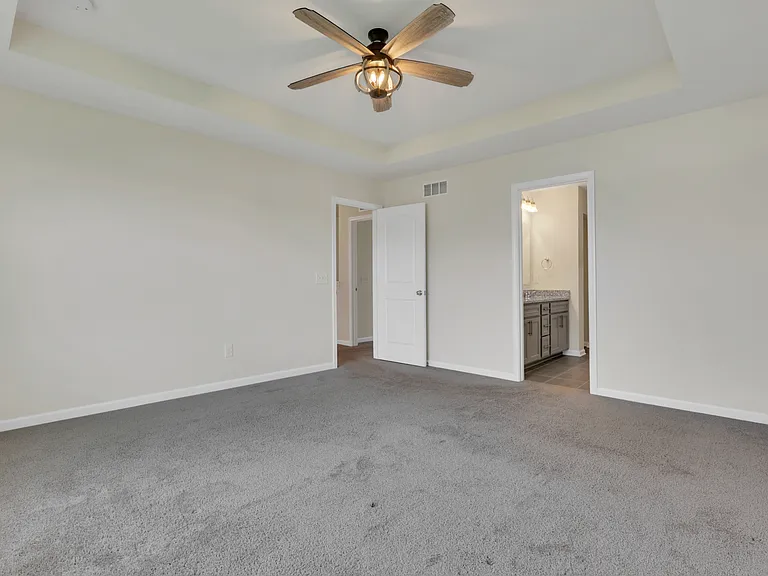 241 Sunstone Ln — Photo 31