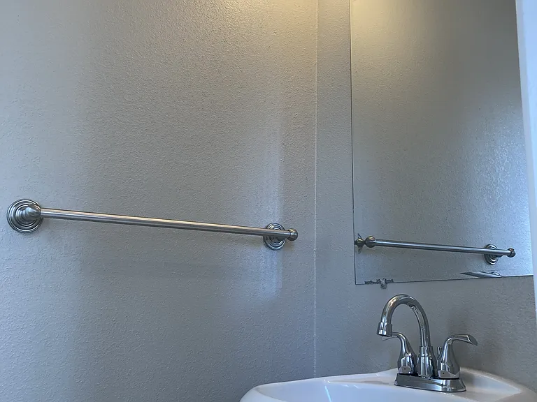 1143 Worchester St — Photo 11