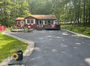 172 Sunnylands Rd, Milford, PA 18337