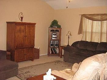 5th image of 1905 Liberty Hill Dr