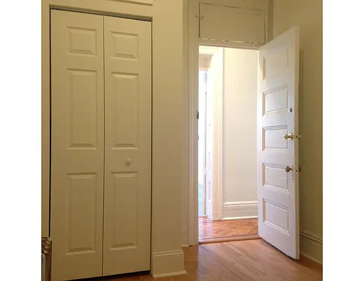 Rented by Skygroup Realty | media 25