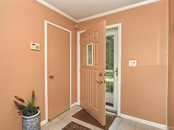 5th image of 21 Craig Drive