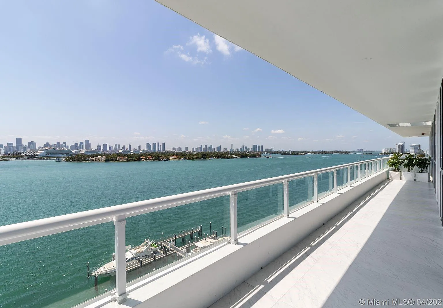 2 bed, 1262 sqft, $9,000 — Photo 3
