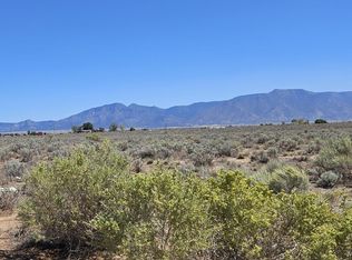 Las Rosas Dr #B3, Los Lunas, NM 87031