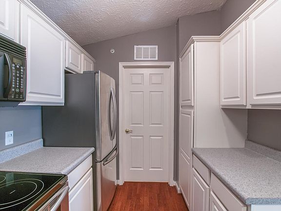 5th image of 2295 Pinnacle Ct APT 309
