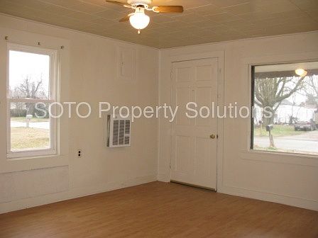 2nd image of 138 Reuben Ave