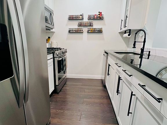 4th image of 130 Post Ave APT 231