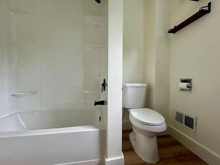 19-21 2nd St #19 — Photo 6