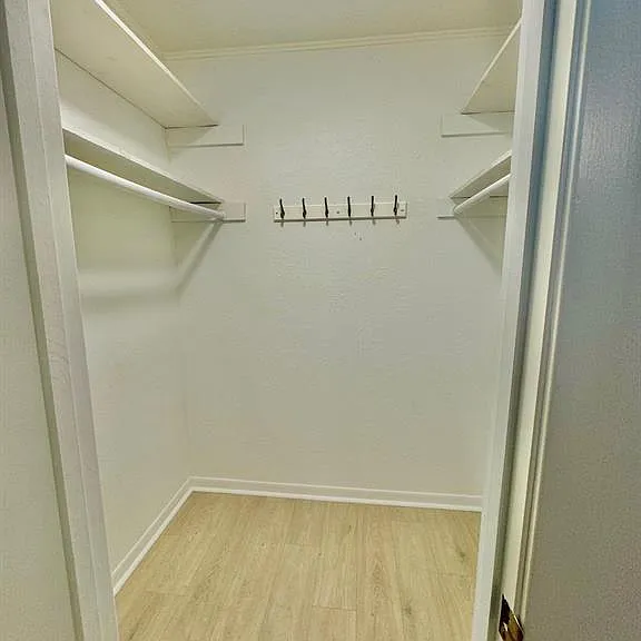 495 Yorktown Ln — Photo 23