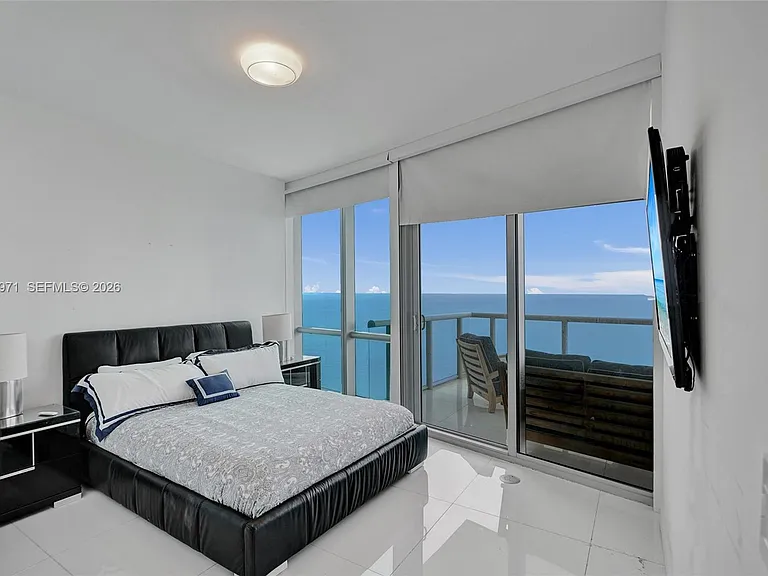 17121 Collins Ave #3206 — Photo 16
