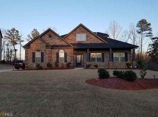 2106 Berwick Ct, Locust Grove, GA 30248