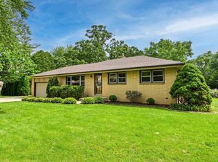 1220 Wilson Dr, Brookfield, WI 53005