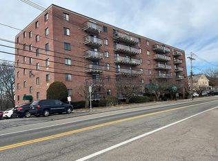 46 Cochituate Rd APT 610, Framingham, MA 01701