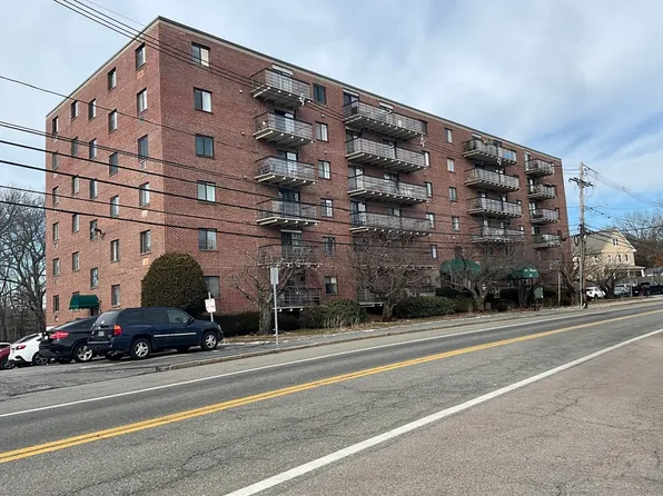46 Cochituate Rd APT 610, Framingham, MA 01701