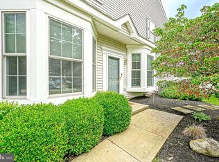 22 Chapel Hill Rd, Mount Laurel, NJ 08054