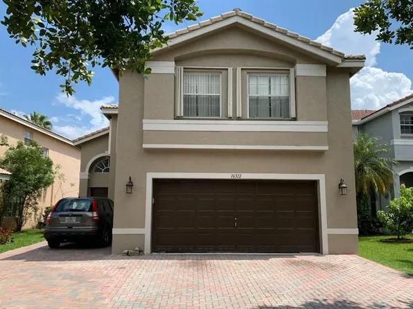 16312 SW 23rd St #1, Hollywood, FL 33027