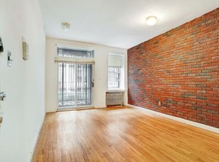 14 W 88th St #A1, New York, NY 10024