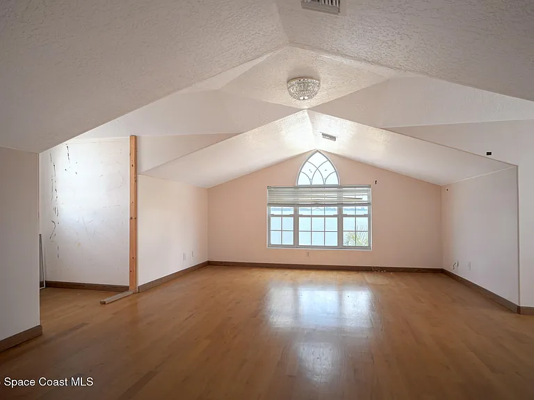6285 N Highway 1 — Photo 23