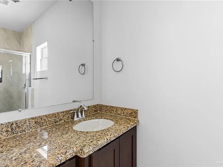 1201 Daffodil Ave #C — Photo 8