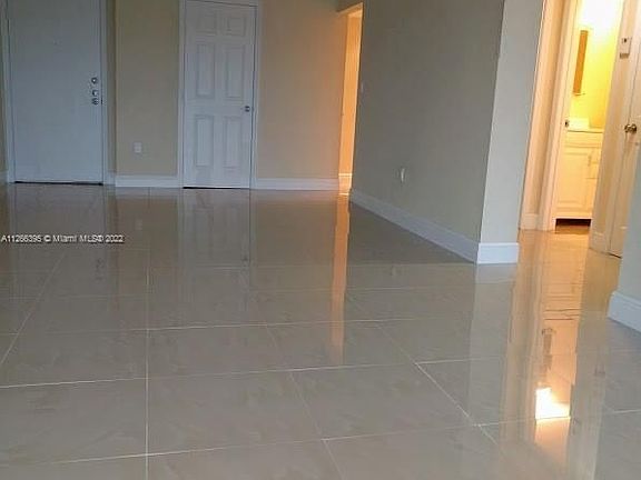 4th image of 506 NW 87th Ave APT 402
