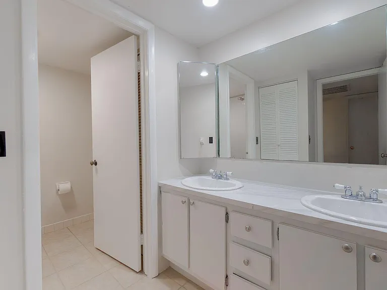 393 Lake Arbor Dr — Photo 24