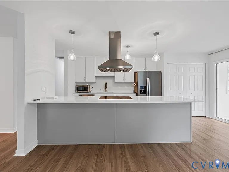 7905 Tamarind Dr — Photo 9