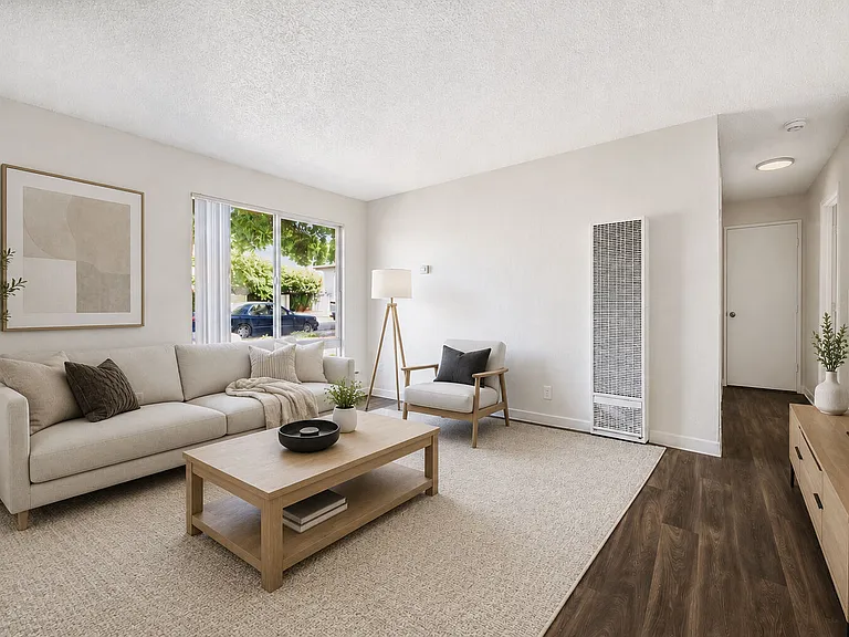 Rose Glen Apartments — Photo 4