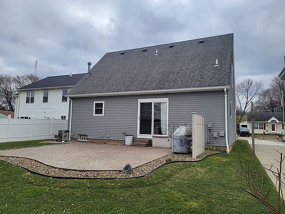 4th image of 864 Marcie Dr