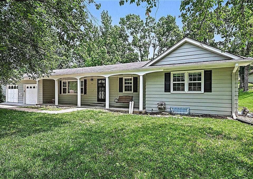 1st image of 56 Maple Dr
