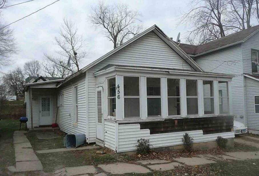 1st image of 456 S Benton Ave