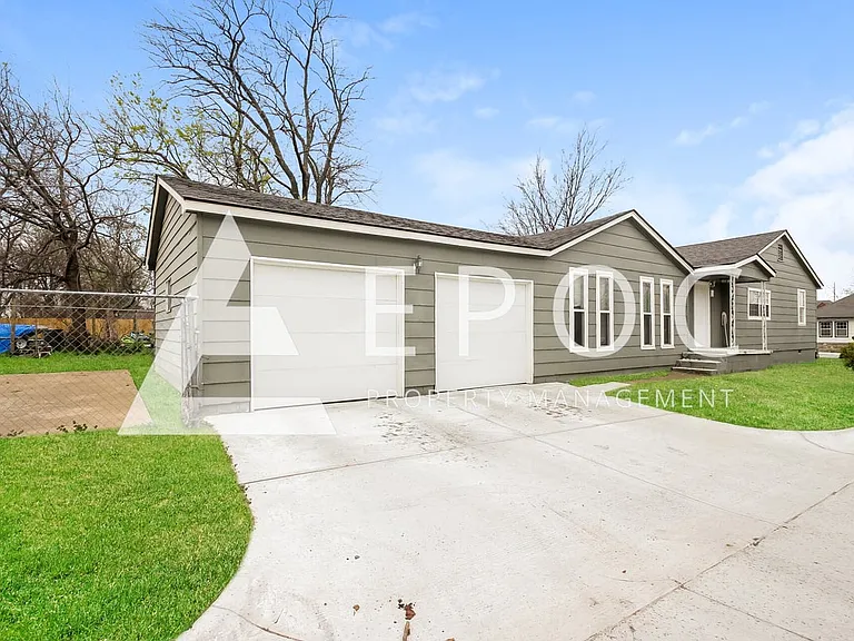 1565 N Elgin Ave — Photo 14